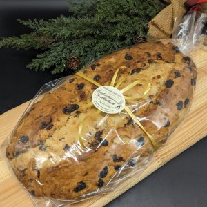 Rosinenstollen ohne Dekor im Geschenkkarton